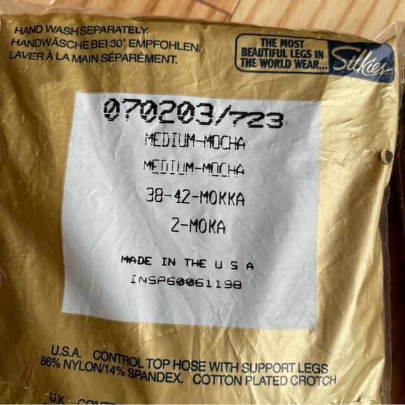 Silkies Nylon Control Top Medium 3 pkgs Taupe,‎ Mocha Made in USA Neutral Ballet - Picture 4 of 11